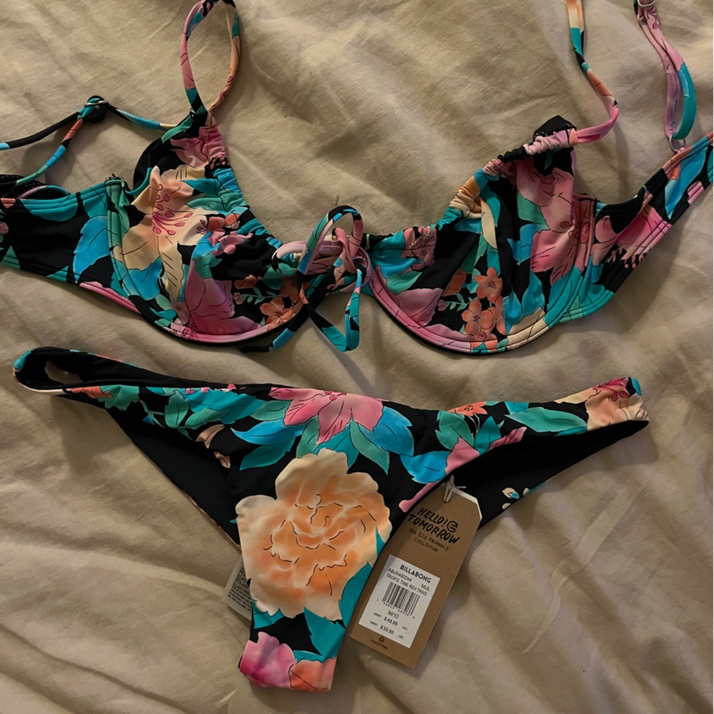 Billabong Tropic Time Reversible Bikini Set 🌺🌴